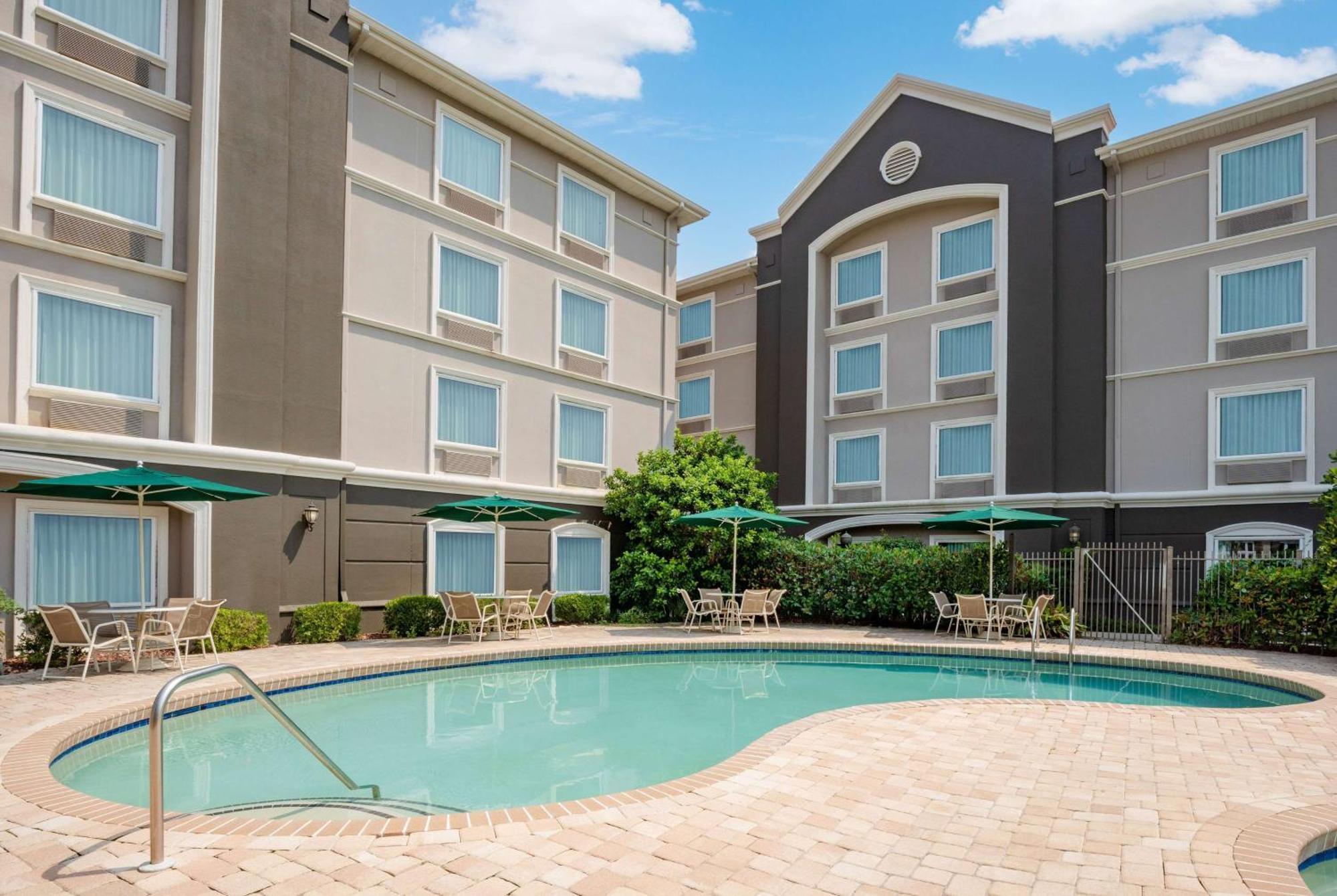 La Quinta By Wyndham Myrtle Beach Broadway Area Εξωτερικό φωτογραφία